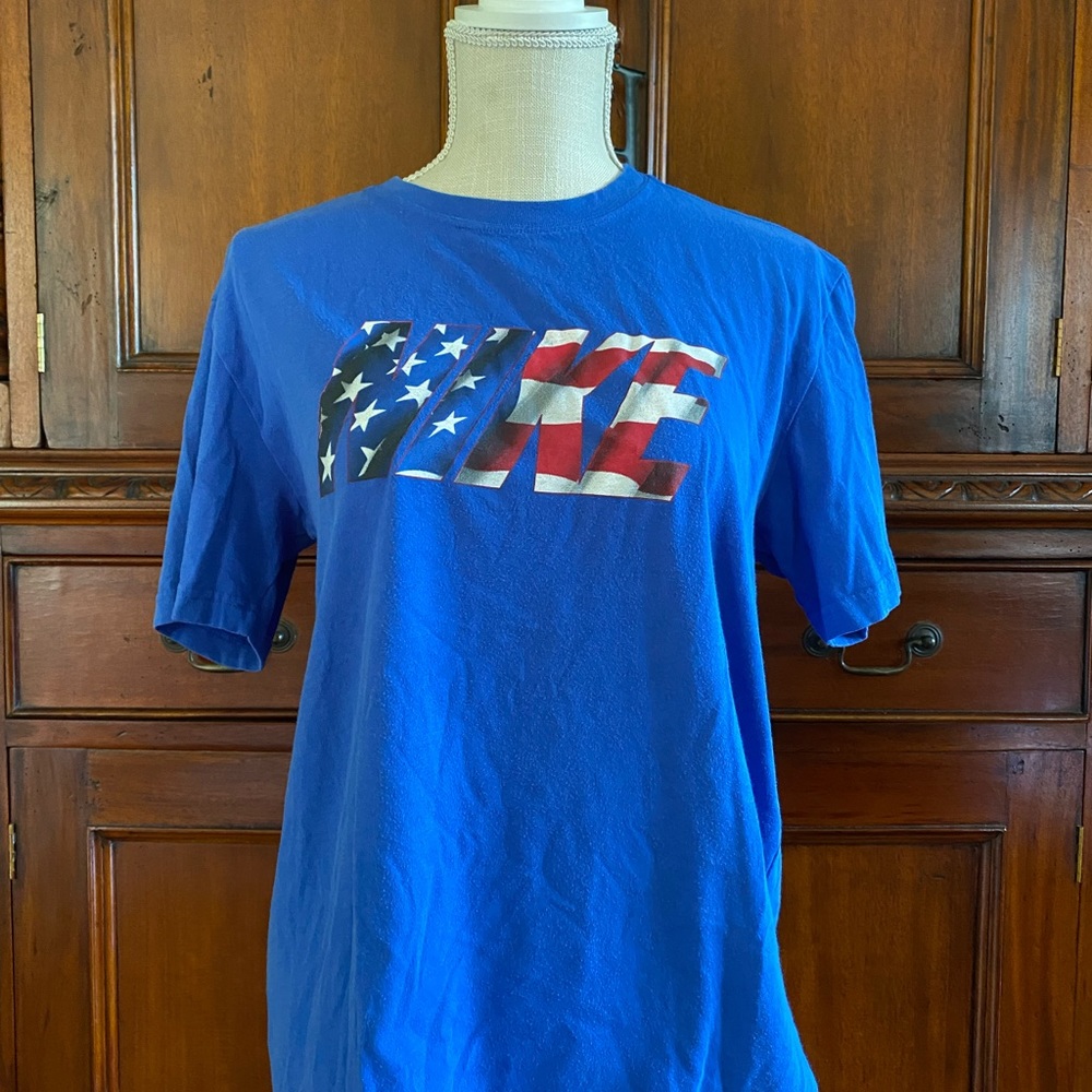 American Nike t shirt